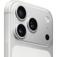 iPhone 17 Pro Max银色机身