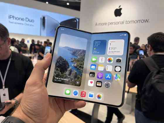 iPhone Duo真机上手展开状态